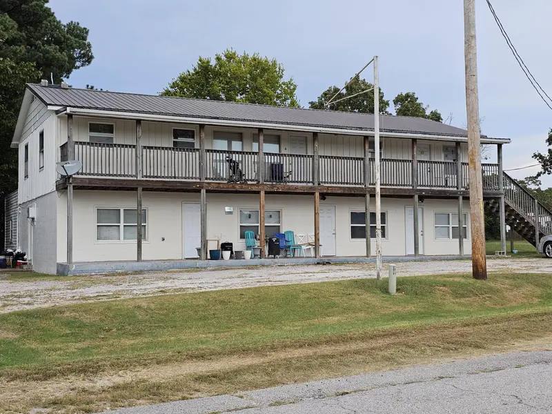 17614 Elwood Junction RD, Neosho, MO 64850