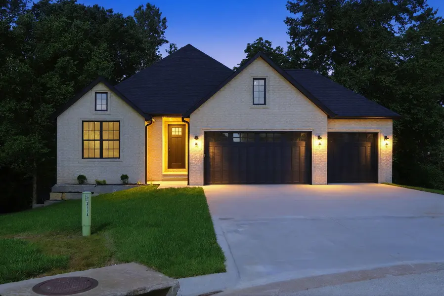 3714 W Rosebrier CT, Springfield, MO 65807