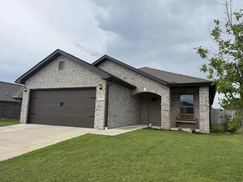 339 Sidney LN, Webb City, MO 64870