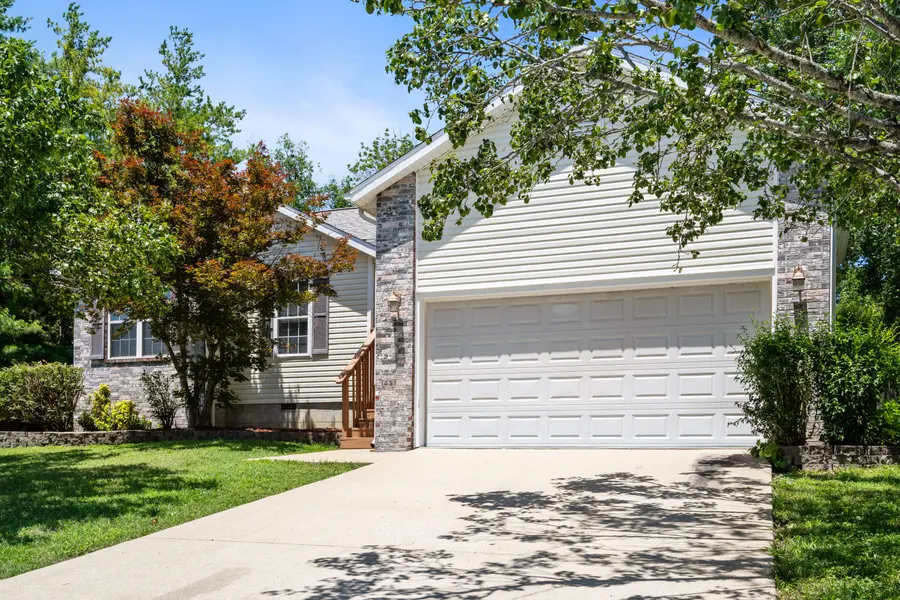 166 Teresa TER, Branson, MO 65616