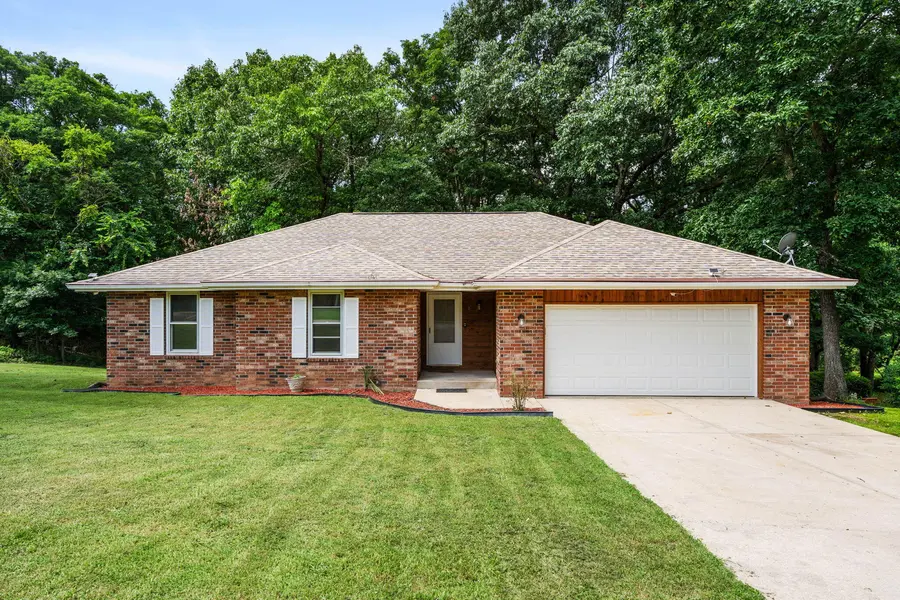 8 Northwoods DR, Kimberling City, MO 65686