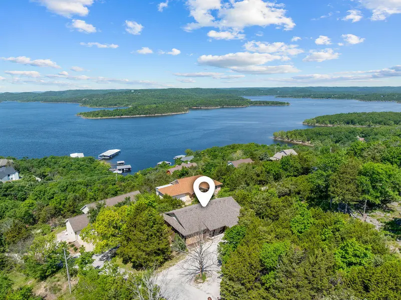 91 Blueview LN, Kimberling City, MO 65686