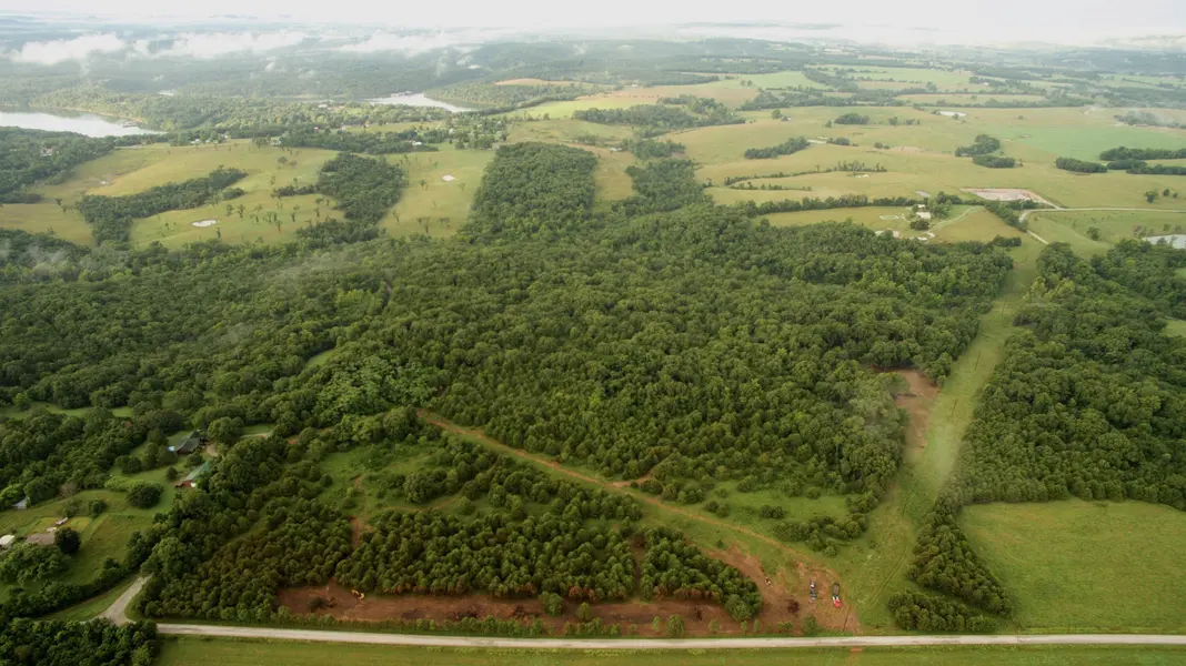 000 Farm Road 2255, Golden, MO 65658