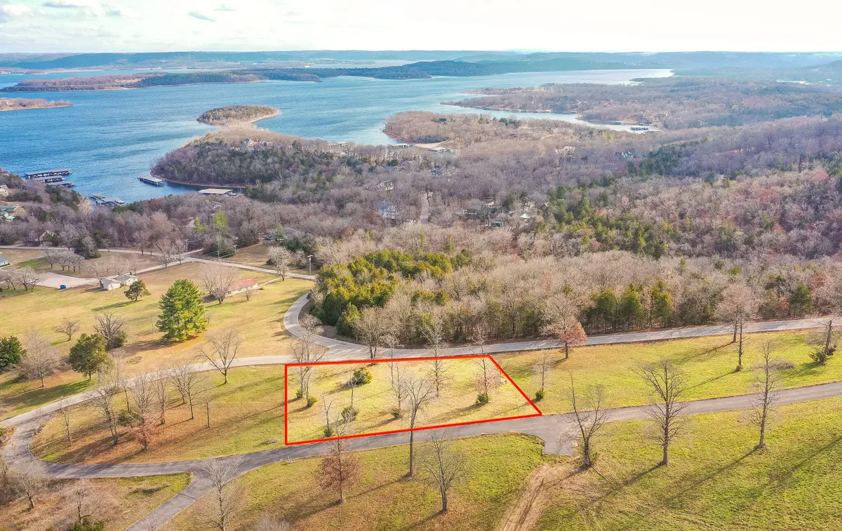 9a Carriage Oaks Drive DR, Reeds Spring, MO 65737