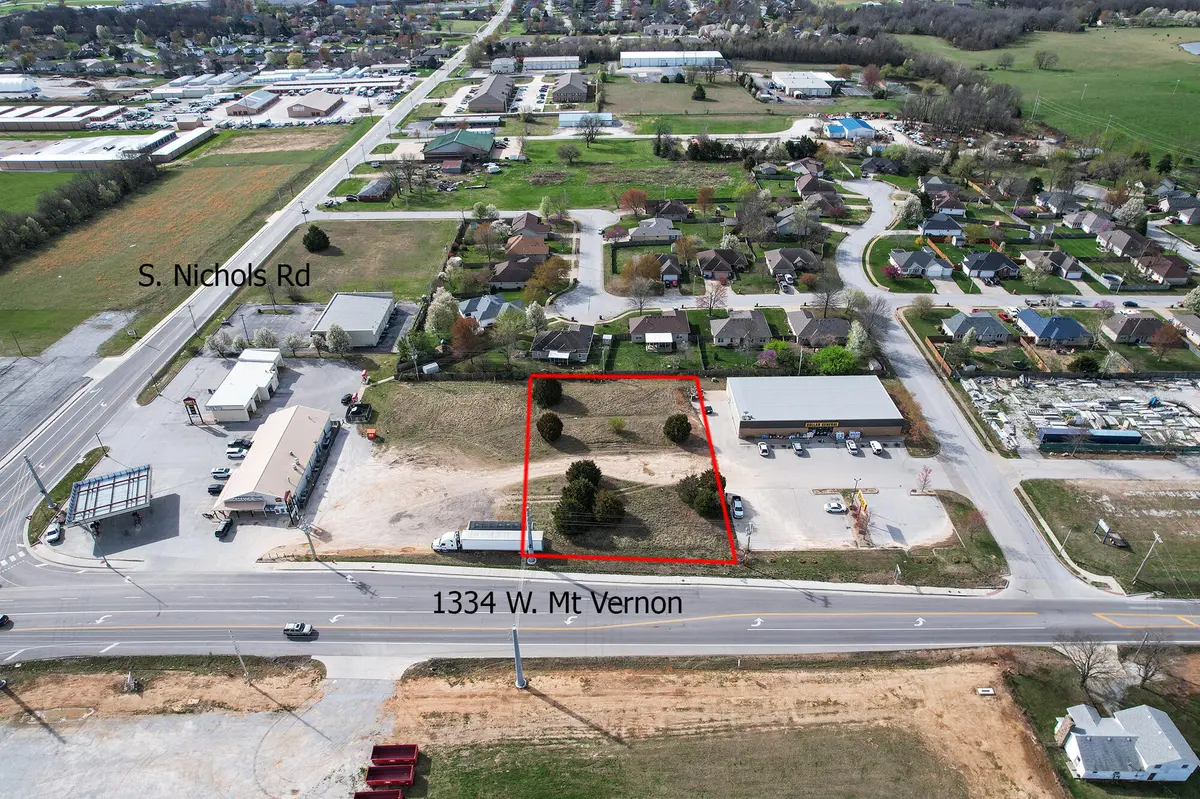 1334 W Mt Vernon ST, Nixa, MO 65714