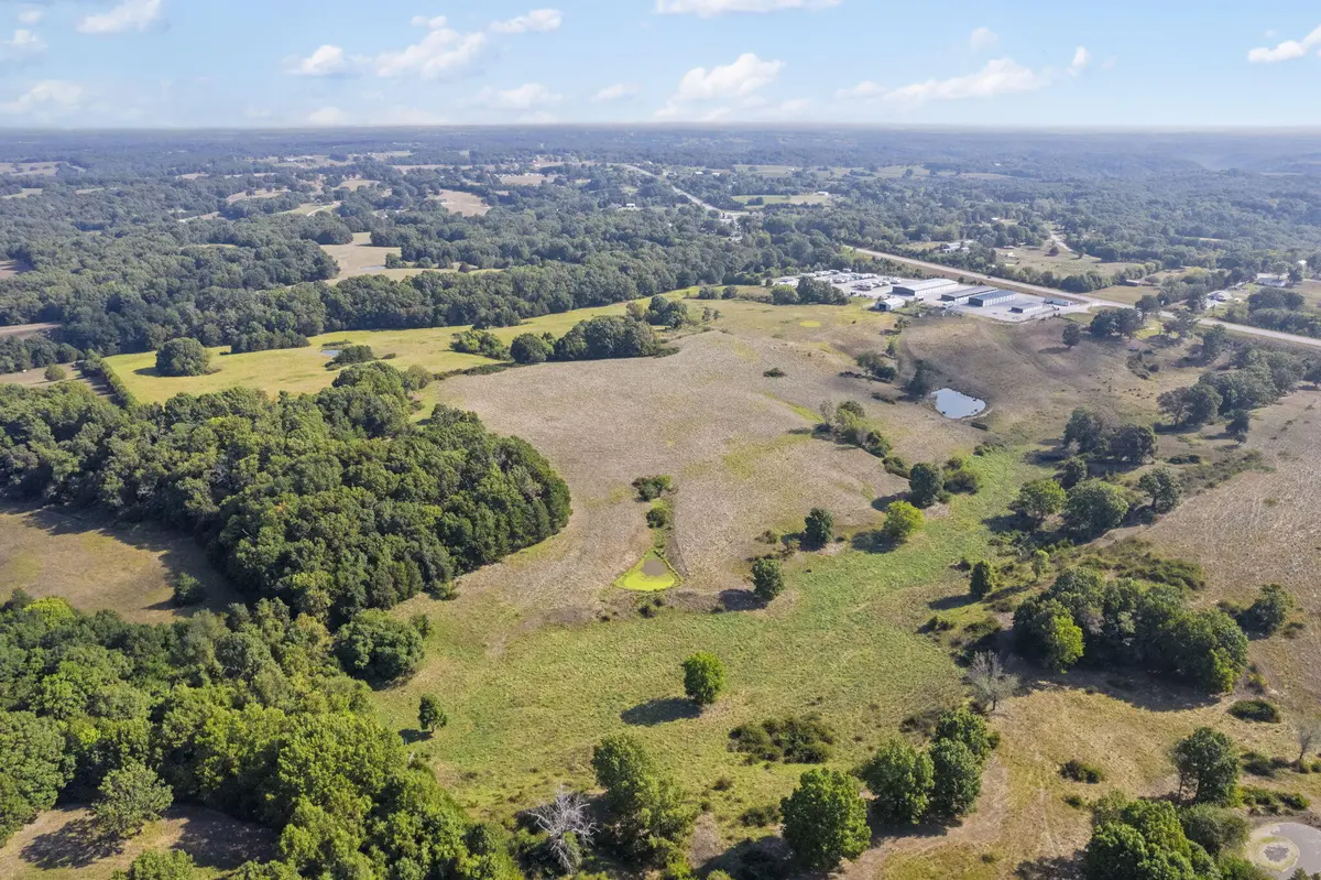 921 Us Hwy 160, Reeds Spring, MO 65737