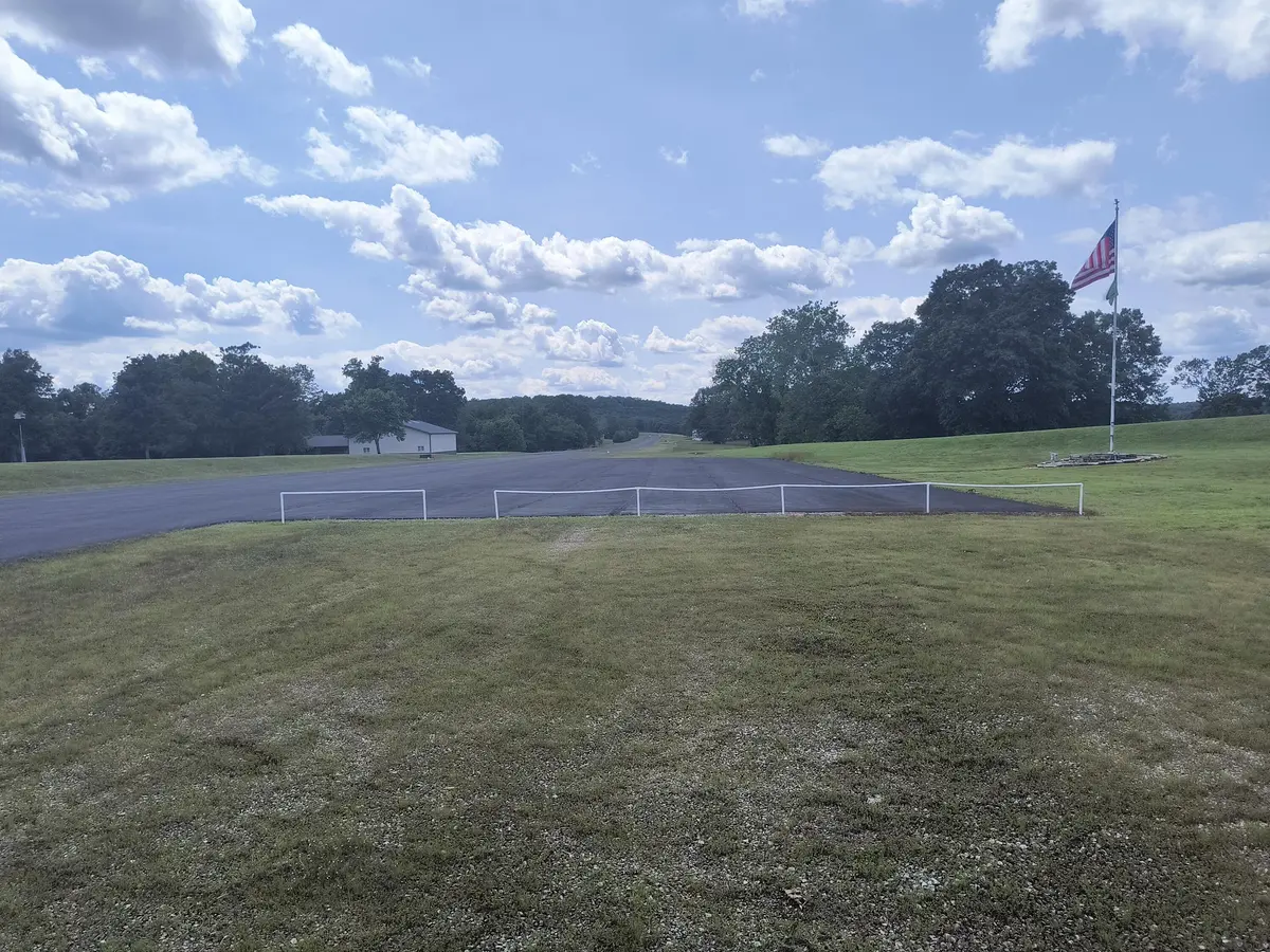 000 Eagle Wing DR, Theodosia, MO 65761