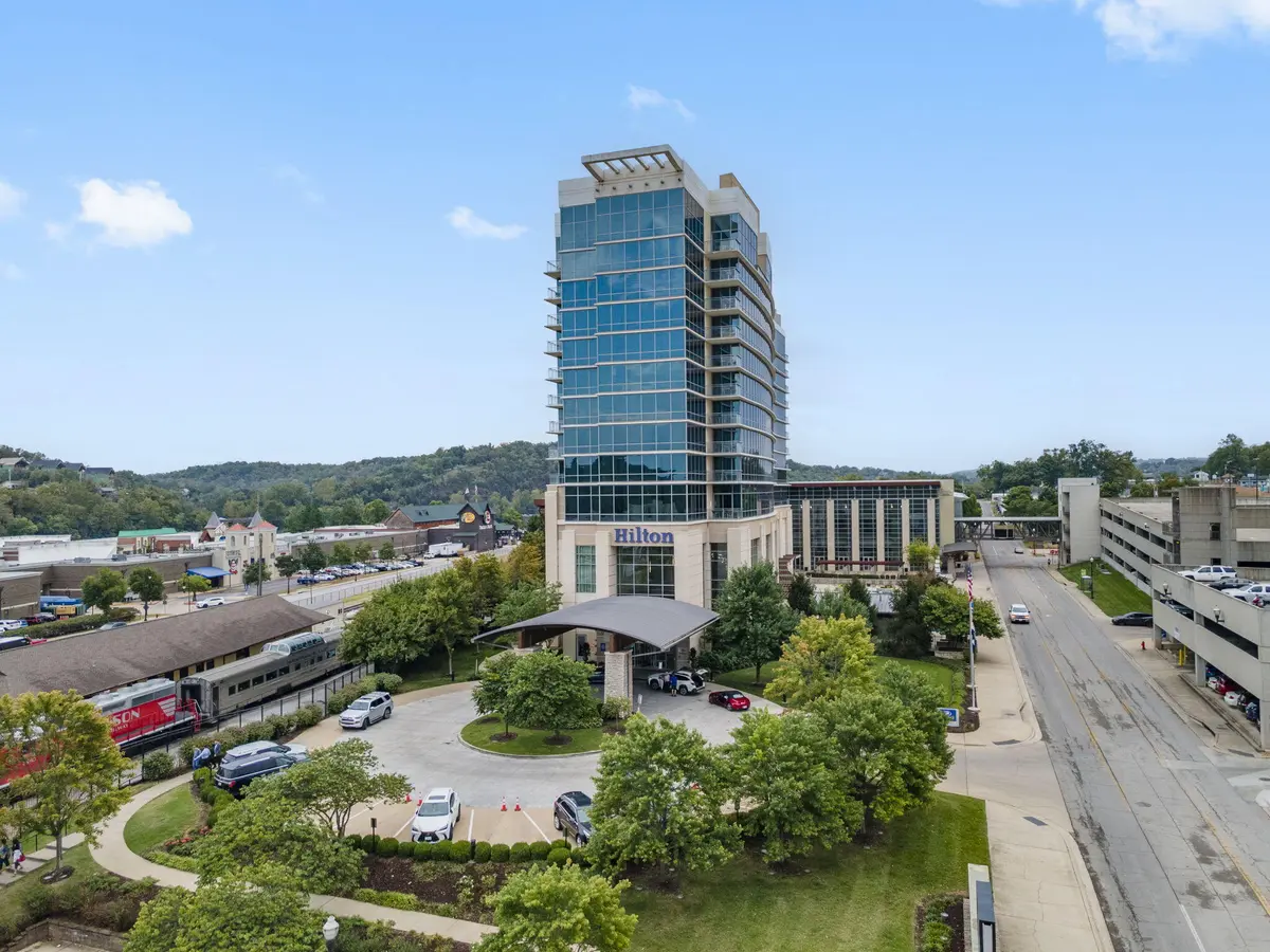 200 S Sycamore ST #932, Branson, MO 65616