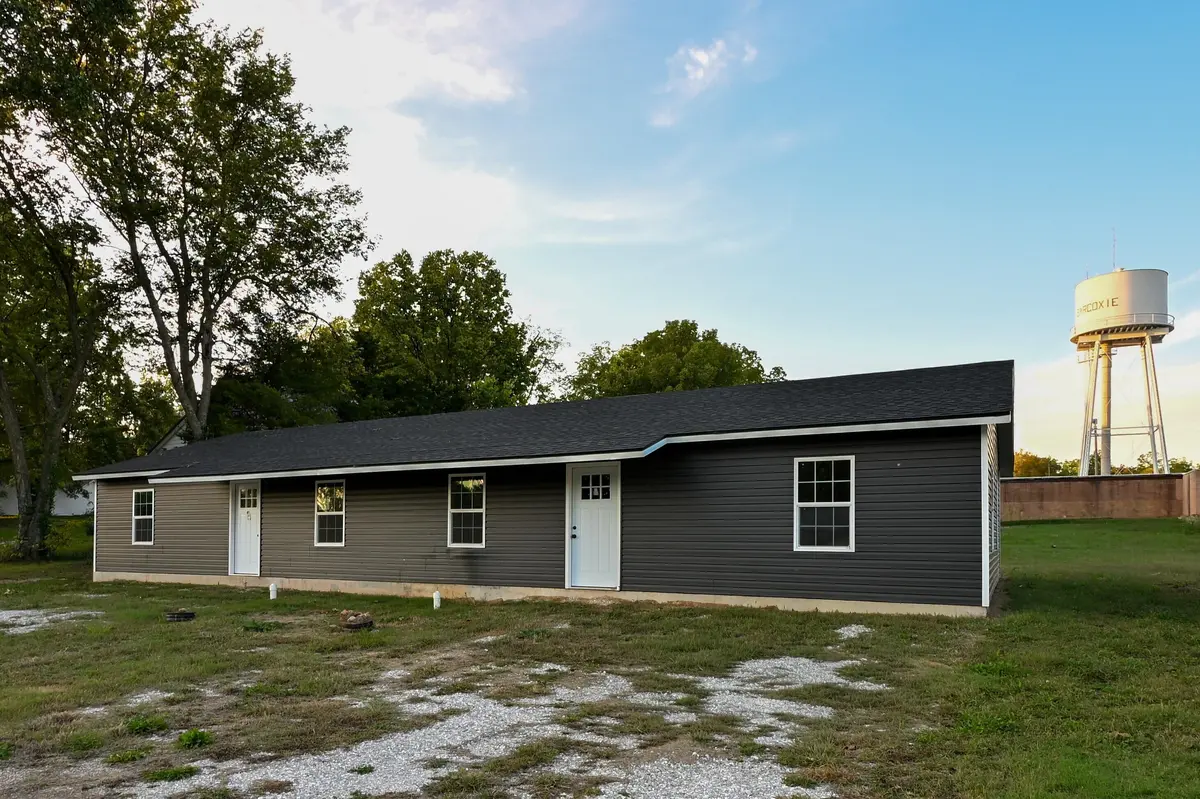 1201 Franklin ST #A & B, Sarcoxie, MO 64862