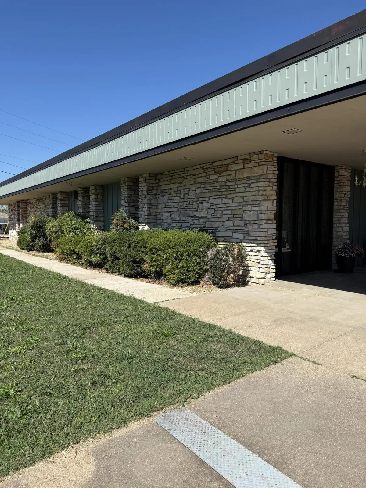 115 Shadowrock DR, Forsyth, MO 65653