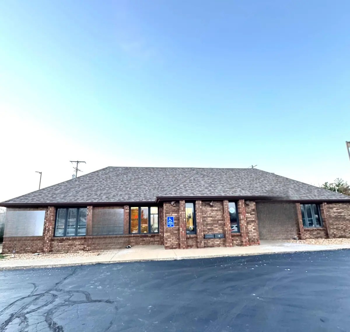 871 Us Highway 60, Republic, MO 65738