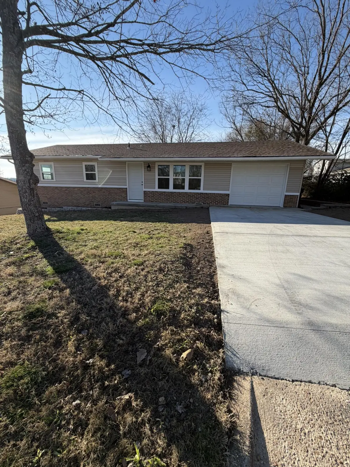1207 Washington AVE, West Plains, MO 65775