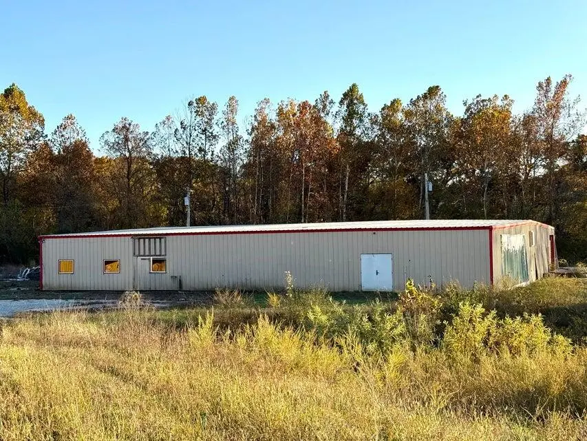 000 Hwy B, Houston, MO 65483