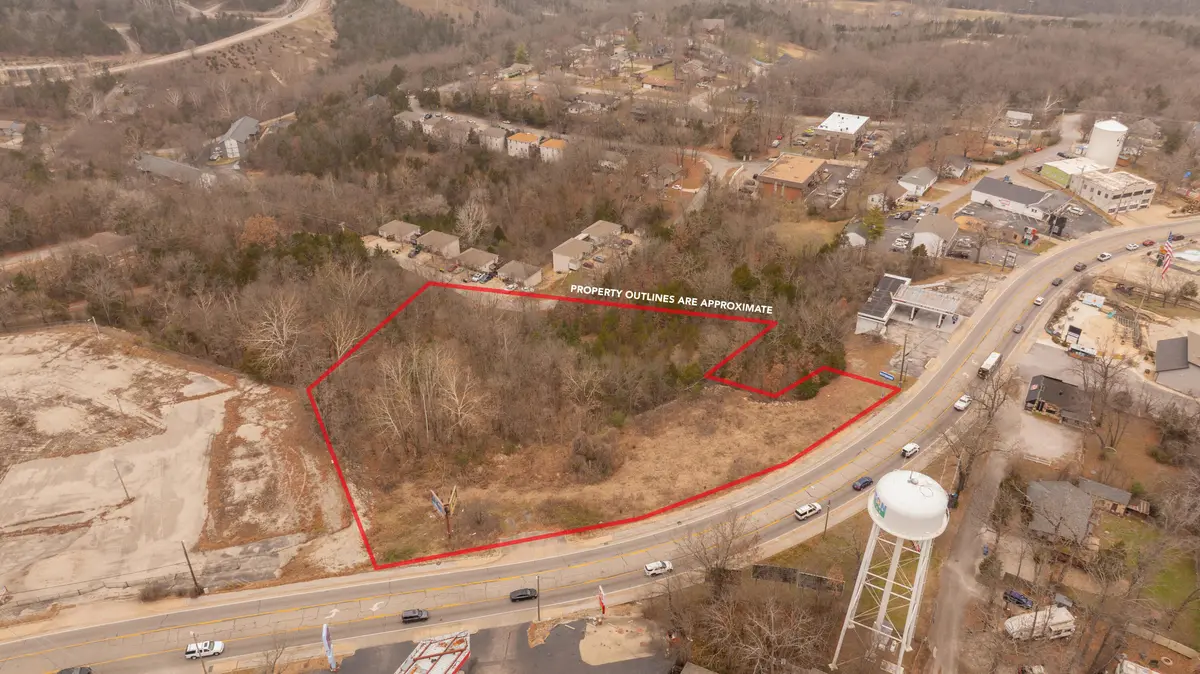 1125/1127 W 76 Country BLVD, Branson, MO 65616
