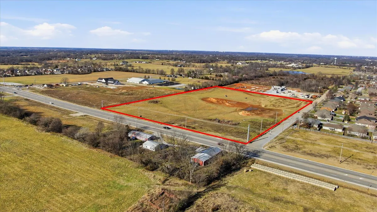 1209 W Mt Vernon ST, Nixa, MO 65714