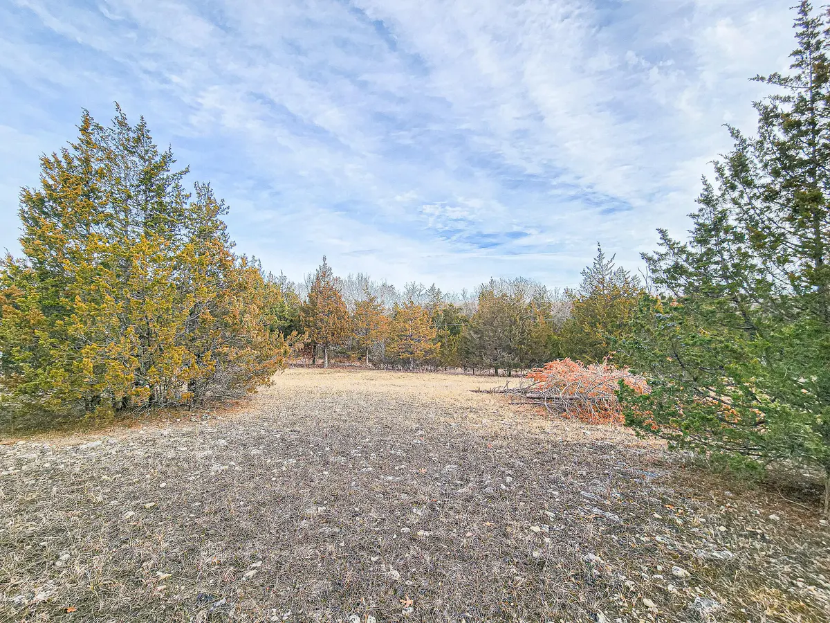 01 Tall Oaks, Pittsburg, MO 65724