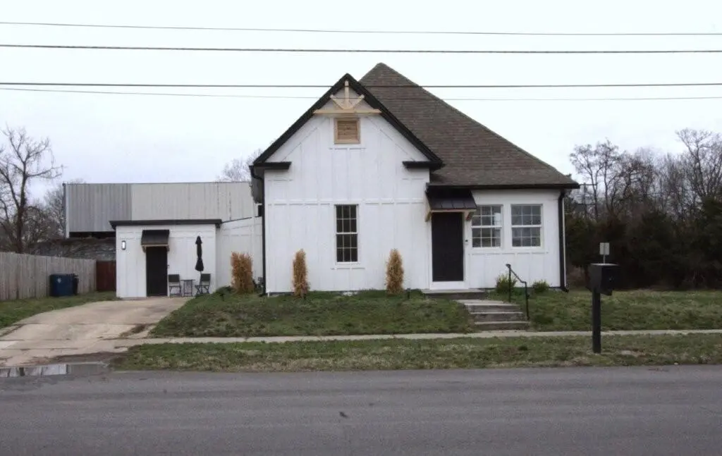 302 S Mckinley AVE, Joplin, MO 64801