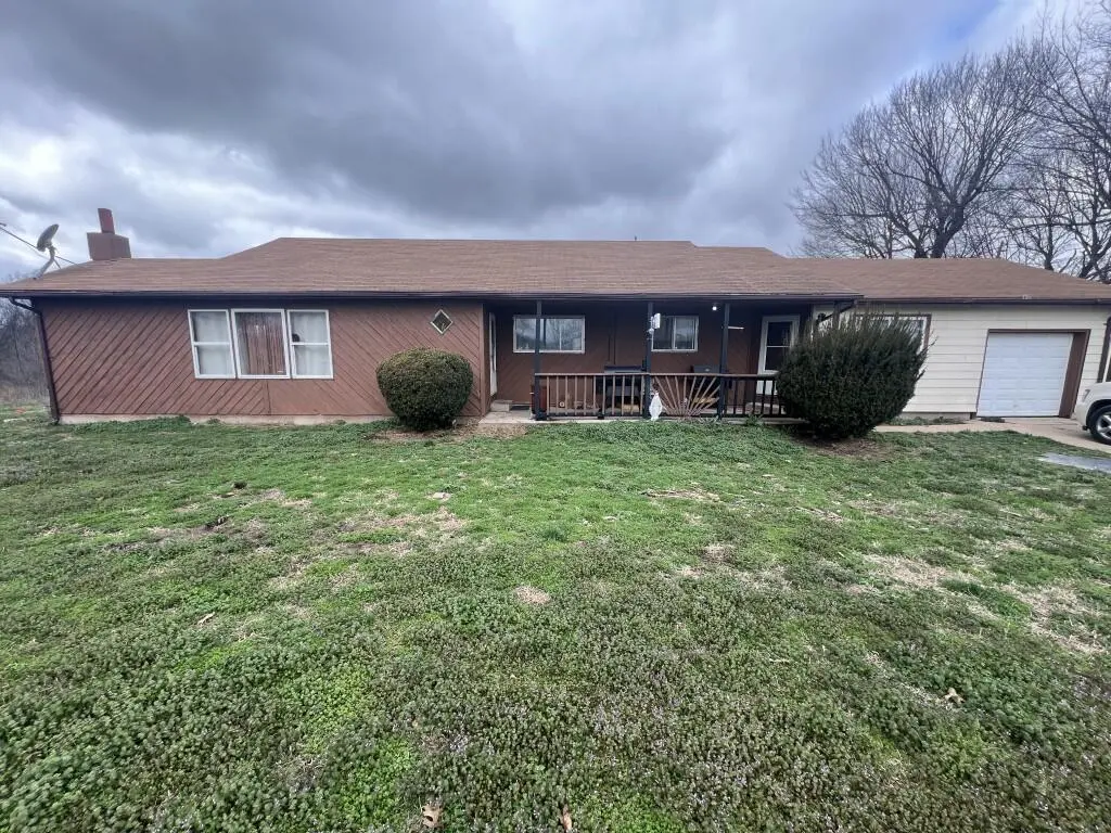 71 73 Silver Leaf RD, Buffalo, MO 65622