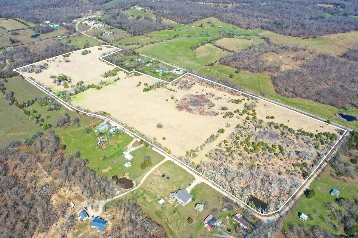 6738 County Road 429, Ava, MO 65608