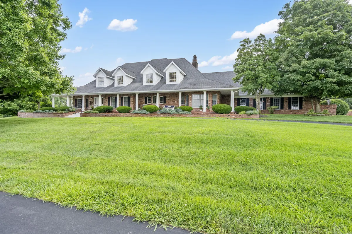 4671 E Beaux Creek LN, Springfield, MO 65809