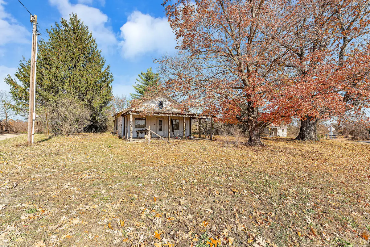 7800 St George RD, Hartville, MO 65667
