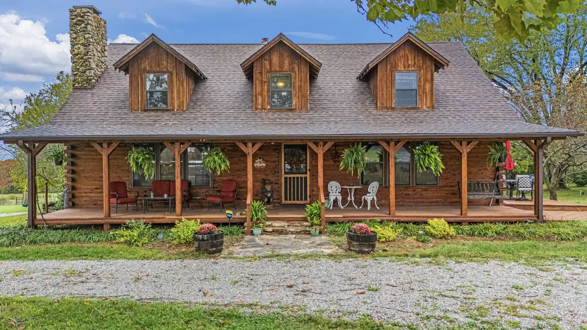 7291 State Route, Peace Valley, MO 65788
