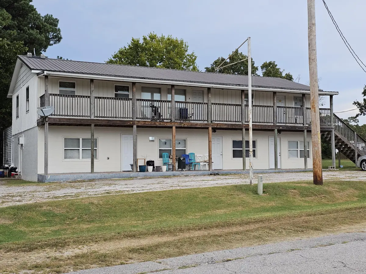 17614 Elwood Junction RD, Neosho, MO 64850