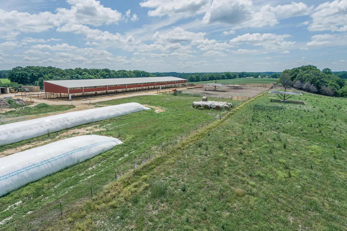 2119 Tall Grass RD, Fordland, MO 65652