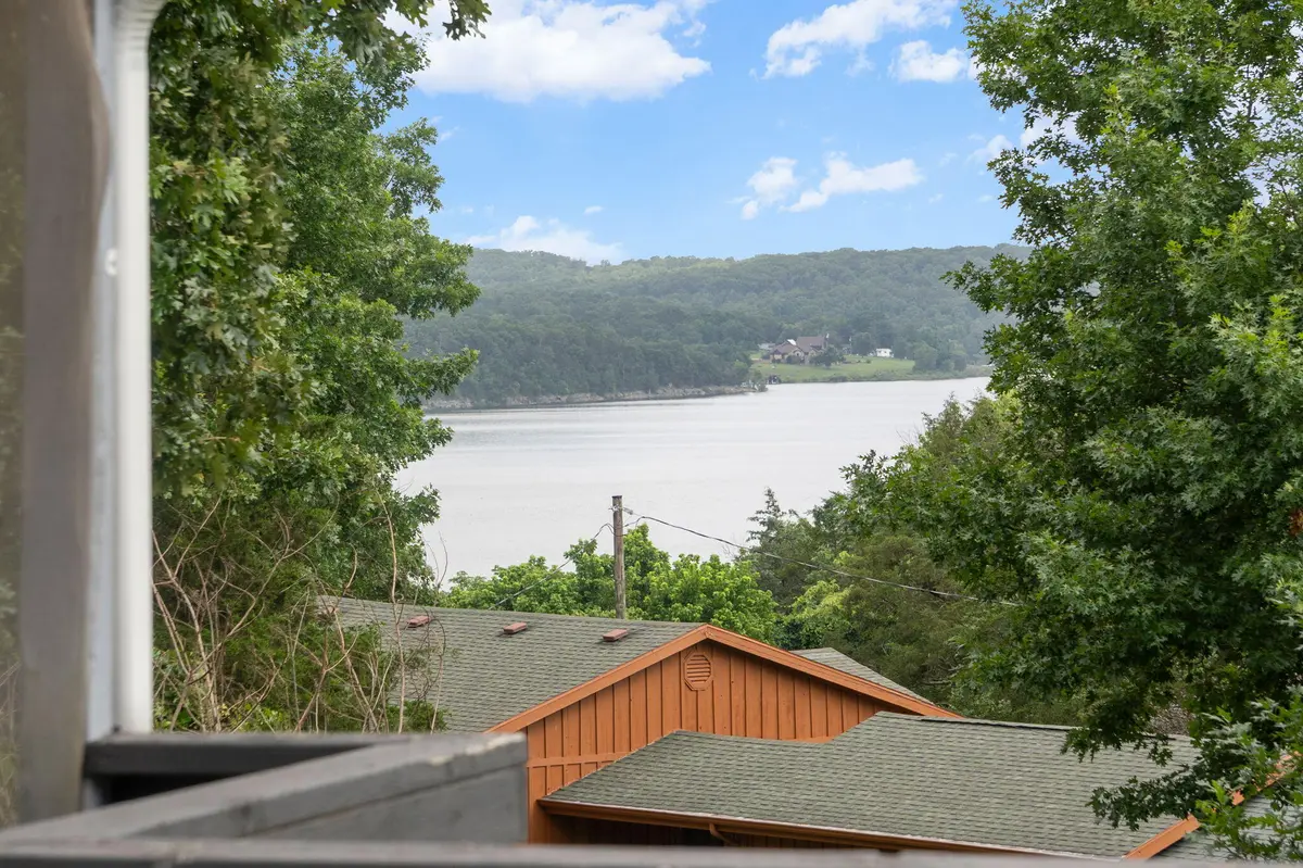 27111 White Tail RD, Shell Knob, MO 65747