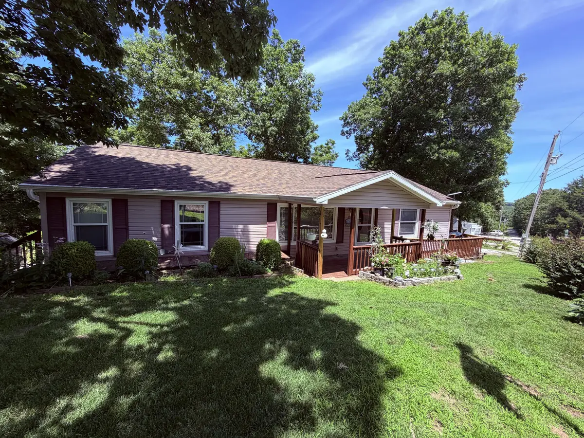 23 Little Fawn LN, Greenfield, MO 65661