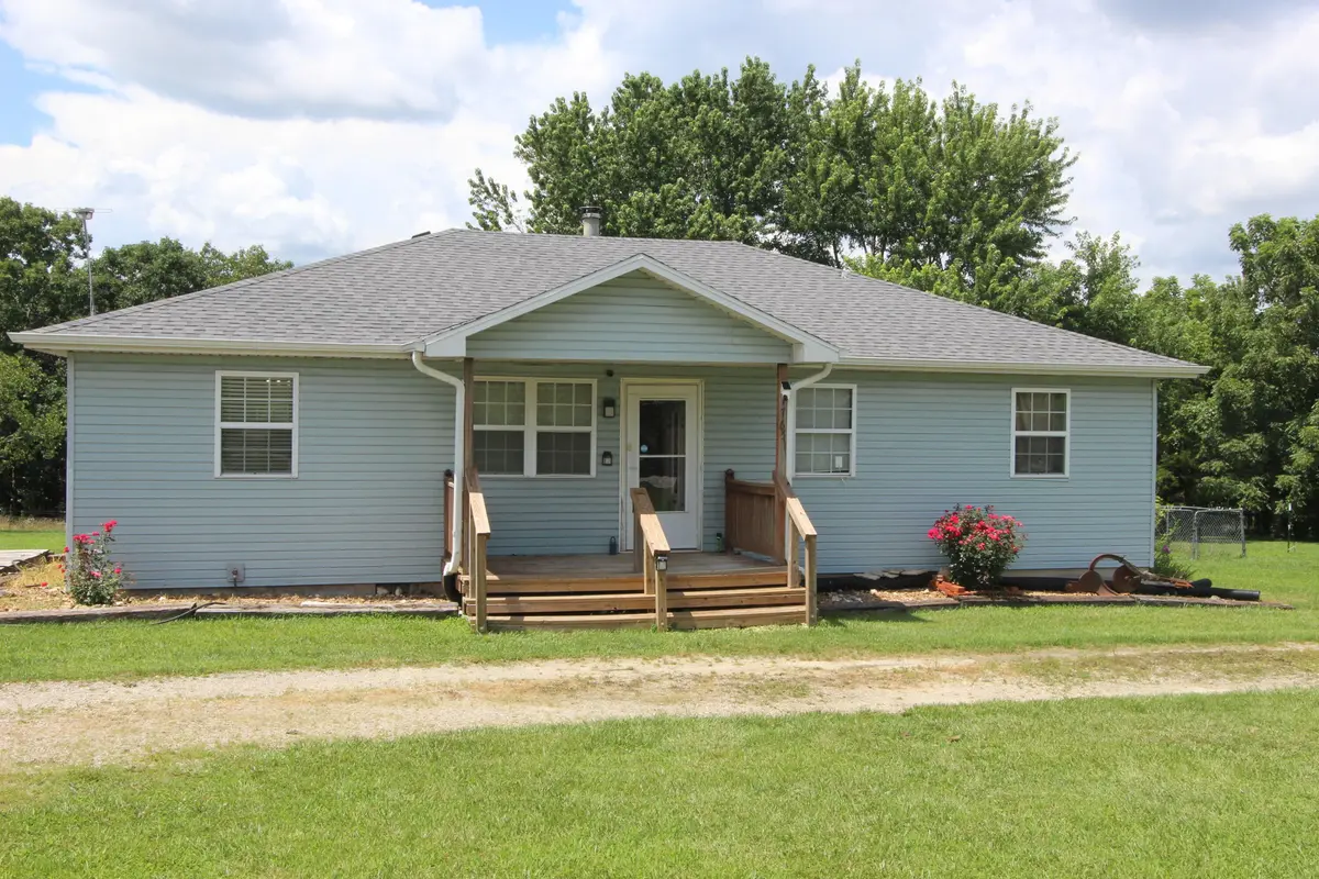 1765 State Highway O, Seymour, MO 65746