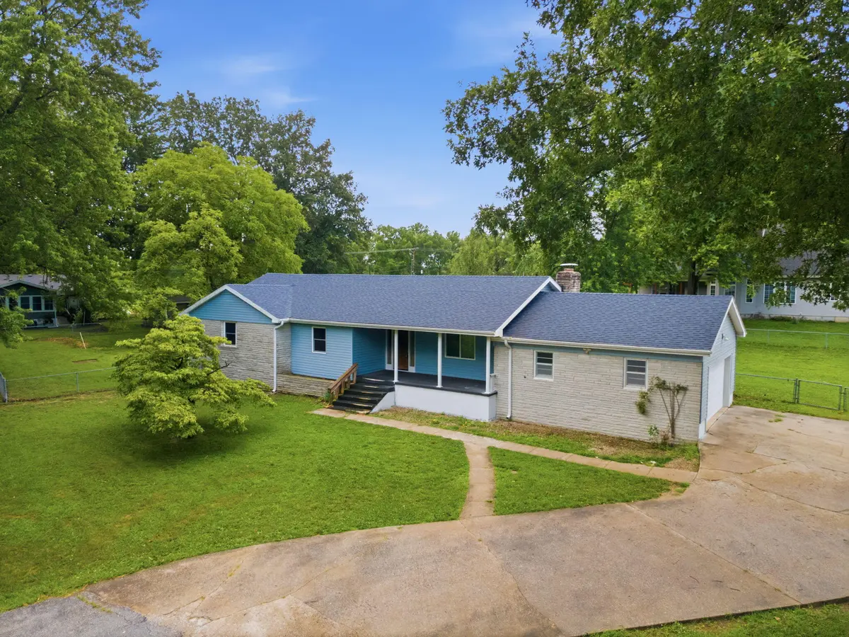 602 W Nixon ST, Buffalo, MO 65622