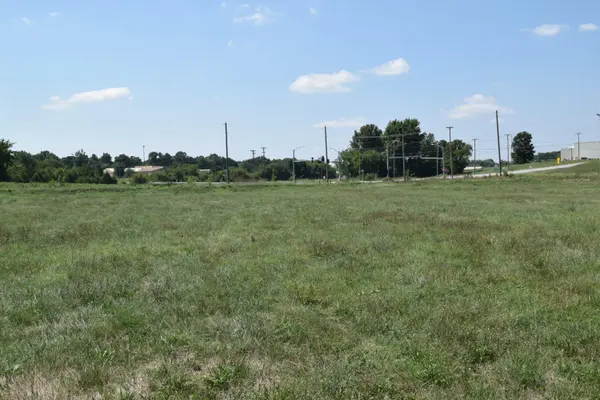 000 County Road 1090, Monett, MO 65708