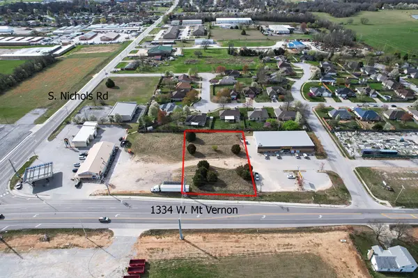 1334 W Mt Vernon ST, Nixa, MO 65714