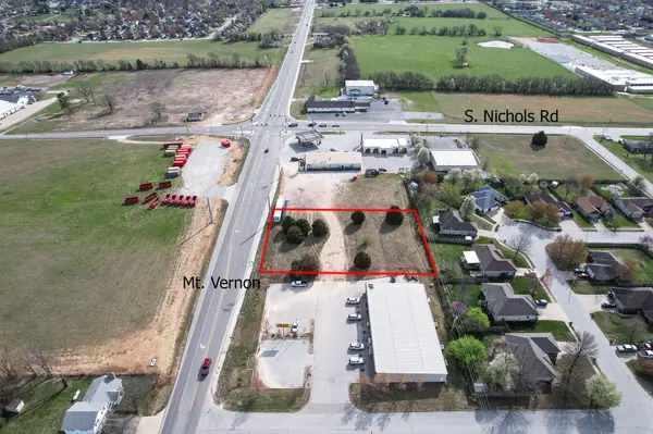 1334 W Mt Vernon ST, Nixa, MO 65714