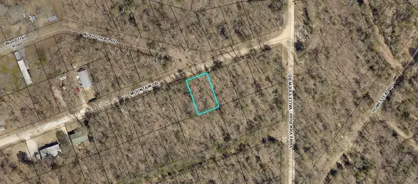 000 Mountain DR, Merriam Woods, MO 65740