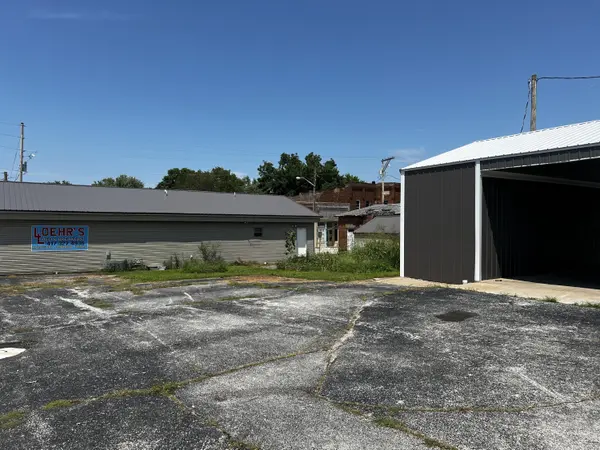 108 S Washington AVE, Walnut Grove, MO 65770