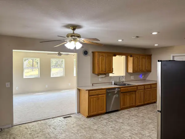 221 Beachwood Street, Theodosia, MO 65761