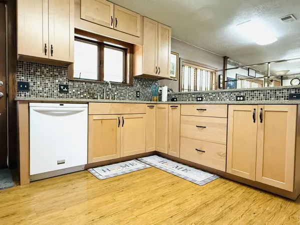 13060 Highway Ee, Cabool, MO 65689