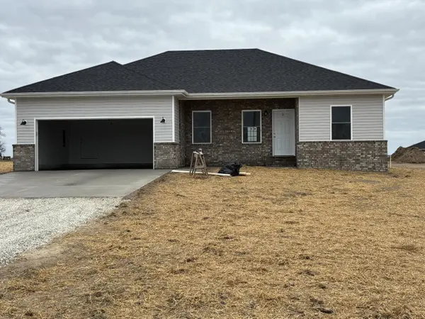 5487 S 250th, Buffalo, MO 65622
