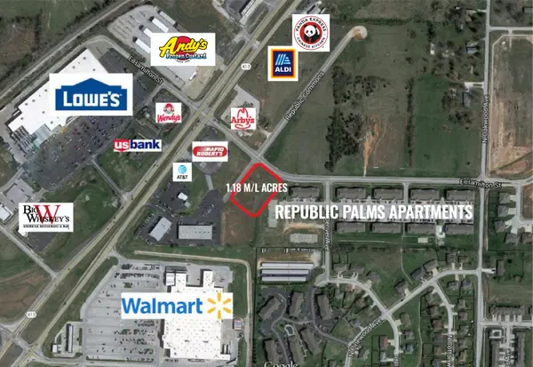 1548 E Hamilton ST, Republic, MO 65738