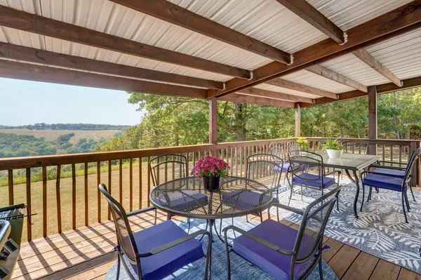 251-A Holly LN, Galena, MO 65656
