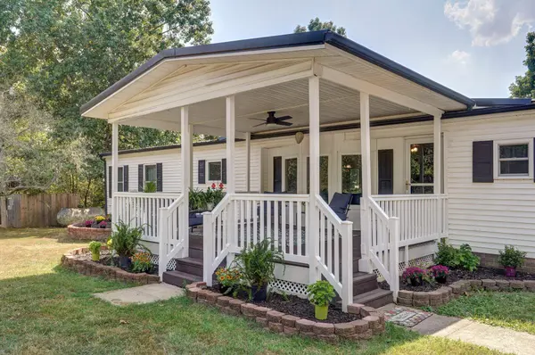 251-B Holly LN, Galena, MO 65656