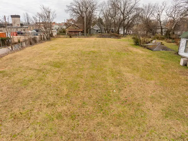 1632 N Grant AVE, Springfield, MO 65803