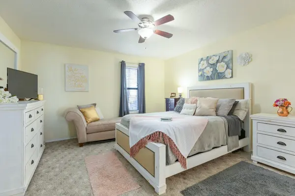 165 Keel LN #4, Kimberling City, MO 65686