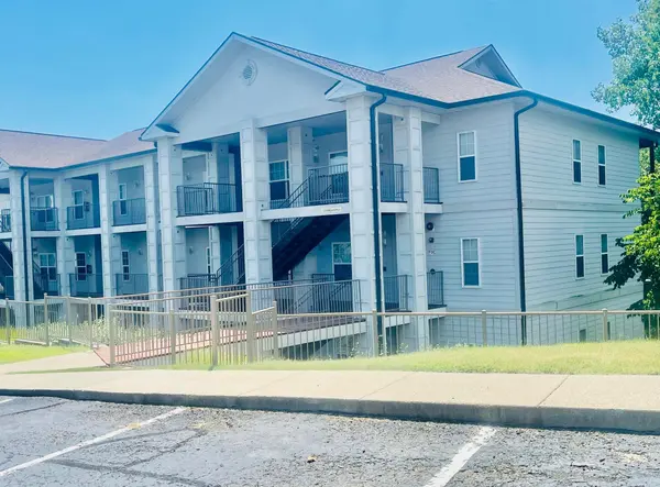 114 Oxford Drive #Units 1-11, Branson, MO 65616