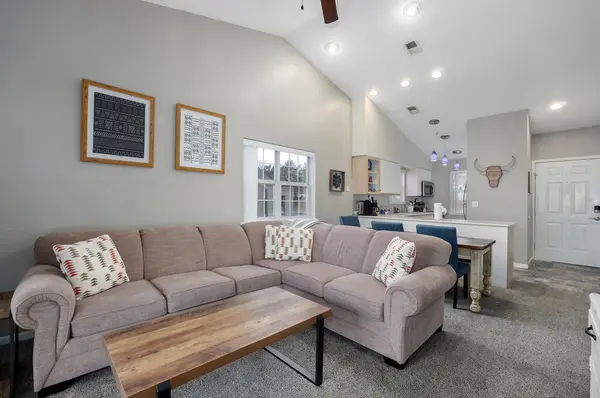 505 Valley View RD #302, Branson, MO 65616