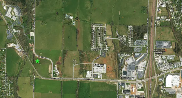 801 N Fremont RD, Ozark, MO 65721