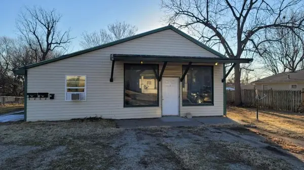 505 9th ST, Monett, MO 65708