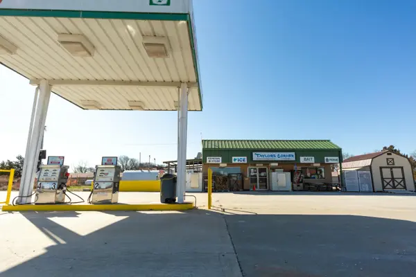 784 E State Highway 215, Dadeville, MO 65635